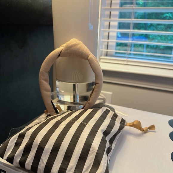 Lele Sadoughi Beige Knotted Headband - Picture 3 of 3